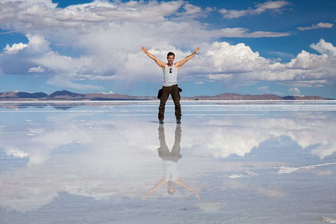 GGBNC_bolivia_sara-de-uyuni_traveller-salt-flats