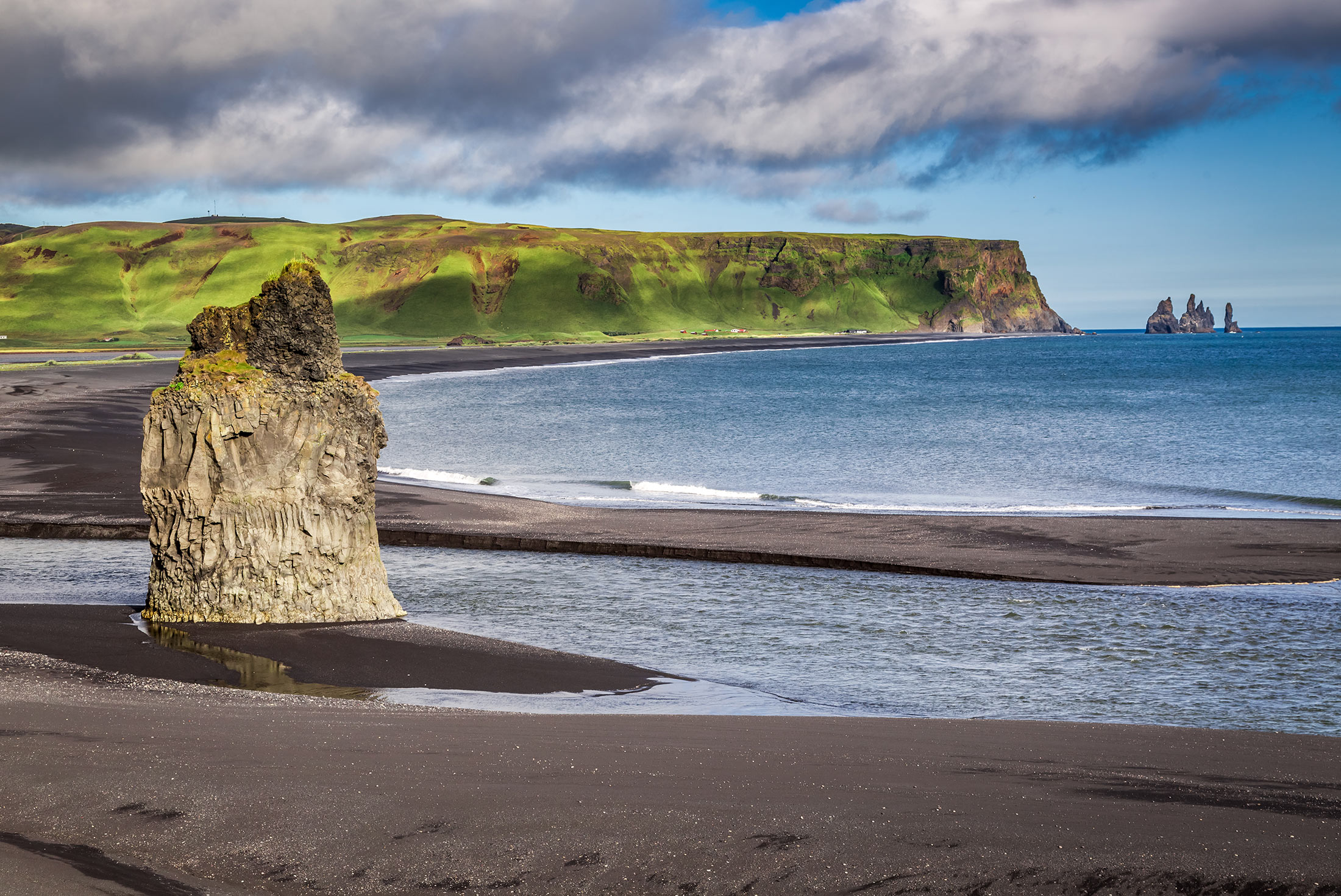 GEIS_iceland_south-coast_vik_black-sand-beach