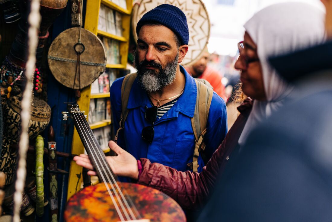 Traveller and leader in local market